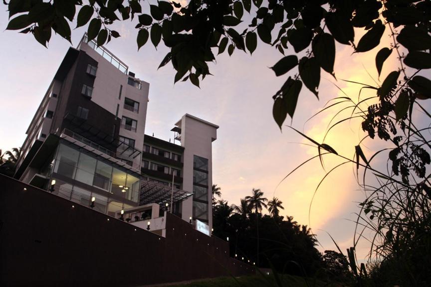 โรงแรมคอปเปอร์ โฟเลีย โคชิโคด ภายนอก รูปภาพ